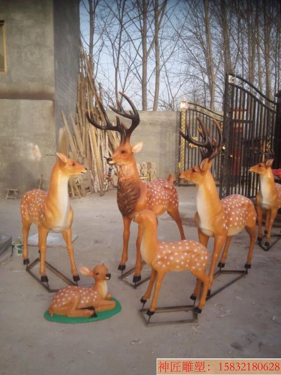 玻璃钢梅花鹿，玻璃钢动物雕塑，草坪梅花鹿（3）