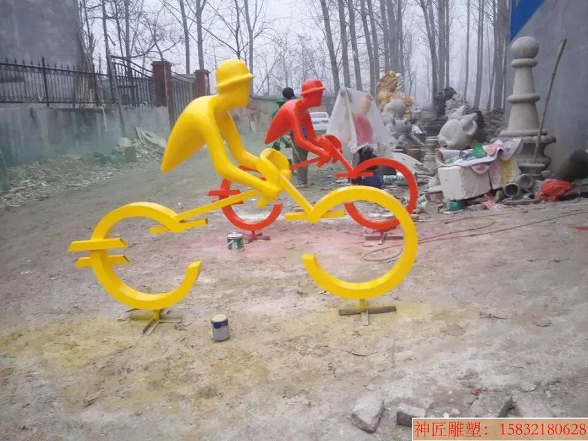 人物抽象雕塑 玻璃钢雕塑制作(2) 人物抽象雕塑 玻璃钢雕塑制作(2)
