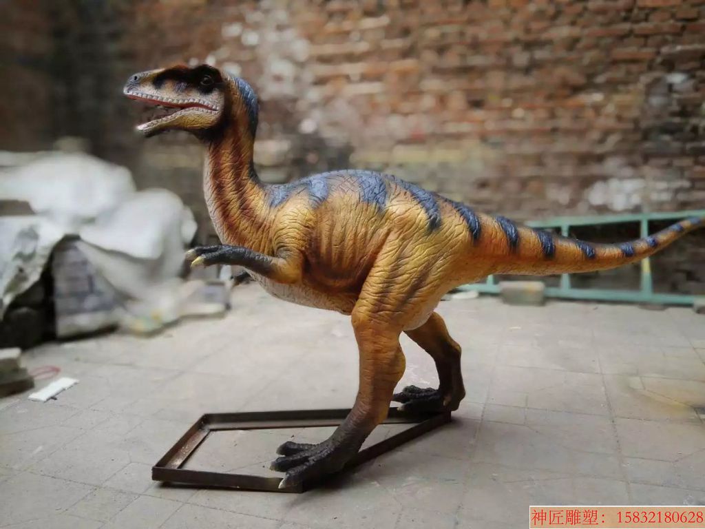 小恐龙雕塑 卡通雕塑 动物卡通雕塑 游乐场摆件(2）