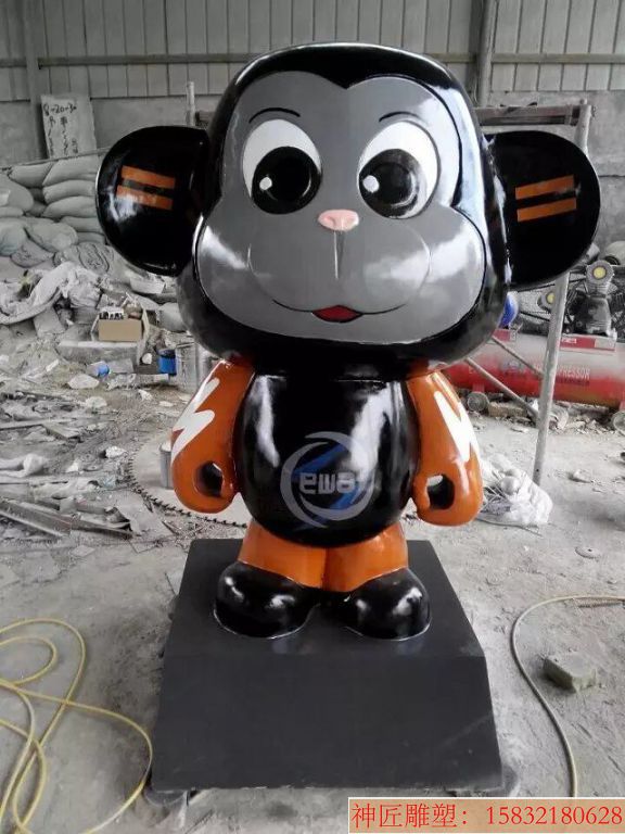 玻璃钢动画卡通彩绘猴子雕塑生产厂家 游乐园景观雕塑
