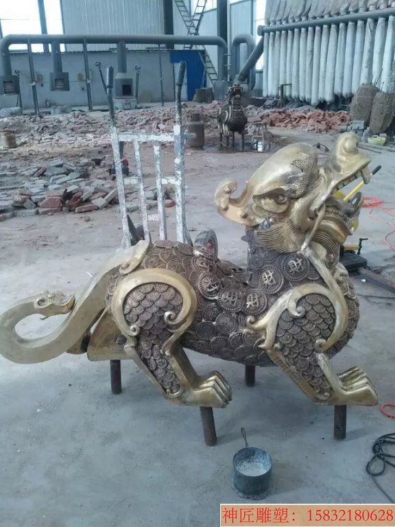 厂家制作动物仿真铜貔貅雕塑 大型广场景观雕塑