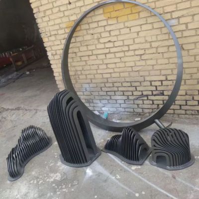 不锈钢假山雕塑厂家 草坪摆件