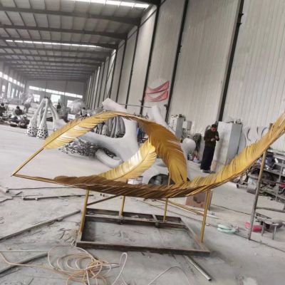 不锈钢金色羽毛雕塑厂家 草坪摆件